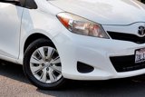 Used 2013 Toyota Yaris L image 4