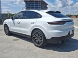 Used 2022 Porsche Cayenne Coupe image 3