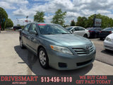 Used 2011 Toyota Camry LE image 2