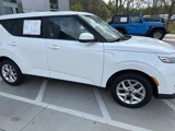 Used 2021 Kia Soul S image 3