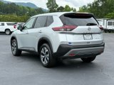 Used 2023 Nissan Rogue SV image 6