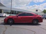 Used 2021 Toyota Camry SE image 2
