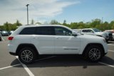 Used 2018 Jeep Grand Cherokee Laredo image 6