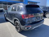 Used 2022 Volkswagen Taos SEL image 5