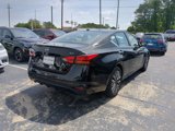 Used 2023 Nissan Altima 2.5 SV image 4