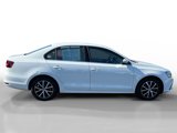 Used 2017 Volkswagen Jetta SE image 6