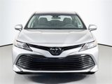 Used 2019 Toyota Camry LE image 2