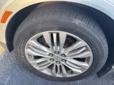 Used 2017 Cadillac XT5 Premium Luxury image 5
