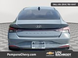 Used 2022 Hyundai Elantra Limited image 4