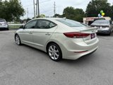 Used 2017 Hyundai Elantra SE image 5