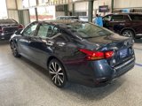 Used 2021 Nissan Altima 2.5 Platinum image 3