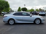Used 2022 Toyota Camry LE image 2