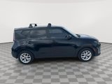 Used 2023 Kia Soul LX w/ LX Technology Package image 4