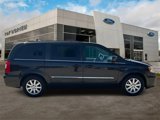 Used 2014 Chrysler Town & Country Touring image 6