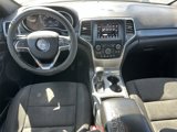 Used 2018 Jeep Grand Cherokee Laredo image 4