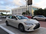 Used 2024 Lexus ES 300h w/ Premium Package image 3