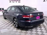 Used 2021 Volkswagen Passat 2.0T R-Line image 3