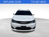 Certified 2017 Chrysler Pacifica Touring-L Plus w/ Advanced Safetytec Group image 2