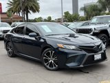 Used 2020 Toyota Camry SE image 2