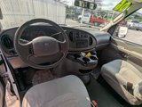 Used 2006 Ford E-350 and Econoline 350 XLT image 5