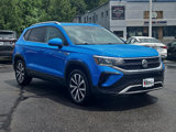 Used 2022 Volkswagen Taos SE w/ Panoramic Sunroof Package image 4