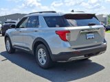 Certified 2022 Ford Explorer XLT w/ Equipment Group 202A image 4