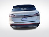 Used 2020 Lincoln Nautilus Reserve image 4