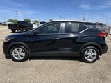 Used 2019 Nissan Kicks S image 2