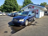 Used 2006 Chrysler Town & Country w/ Popular Equipment Group I image 4