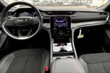 New 2025 Jeep Grand Cherokee Altitude image 5