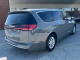 Used 2023 Chrysler Pacifica Touring-L image 5