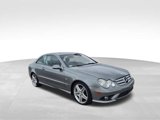 Used 2009 Mercedes-Benz CLK 350 Coupe image 2