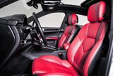 Certified 2021 Porsche Macan image 5