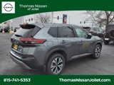 Used 2022 Nissan Rogue SV image 3