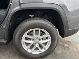 New 2025 Jeep Grand Cherokee Laredo image 4