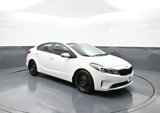 Used 2017 Kia Forte LX image 4