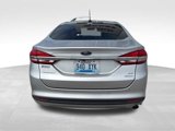 Used 2017 Ford Fusion SE w/ Fusion SE Technology Package image 5