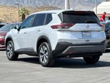 Used 2023 Nissan Rogue SV image 5