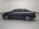 Used 2022 Volkswagen Jetta SE w/ Panoramic Sunroof Package image 3