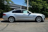 Used 2017 Jaguar XF Prestige image 3