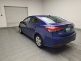 Used 2017 Kia Forte LX w/ LX Popular Package image 5