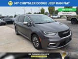 Used 2022 Chrysler Pacifica Limited image 4