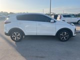 Used 2020 Kia Sportage LX image 2