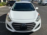 Used 2017 Hyundai Elantra GT image 4