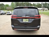 Used 2022 Chrysler Pacifica Touring-L image 3