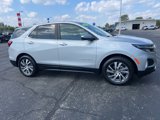 Used 2022 Chevrolet Equinox LT image 3
