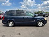 Used 2009 Chrysler Town & Country Touring image 6