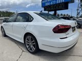 Used 2018 Volkswagen Passat 2.0T R-Line w/ R-Line Lighting Package image 3