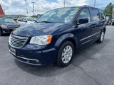 Used 2016 Chrysler Town & Country Touring image 3