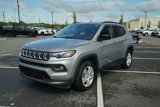 Used 2022 Jeep Compass Latitude image 3